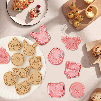 Ausstechformen 3D Pokémon Plätzchenausstecher Keksausstecher (8-teilig, Kunststoff, Ein-Klick)